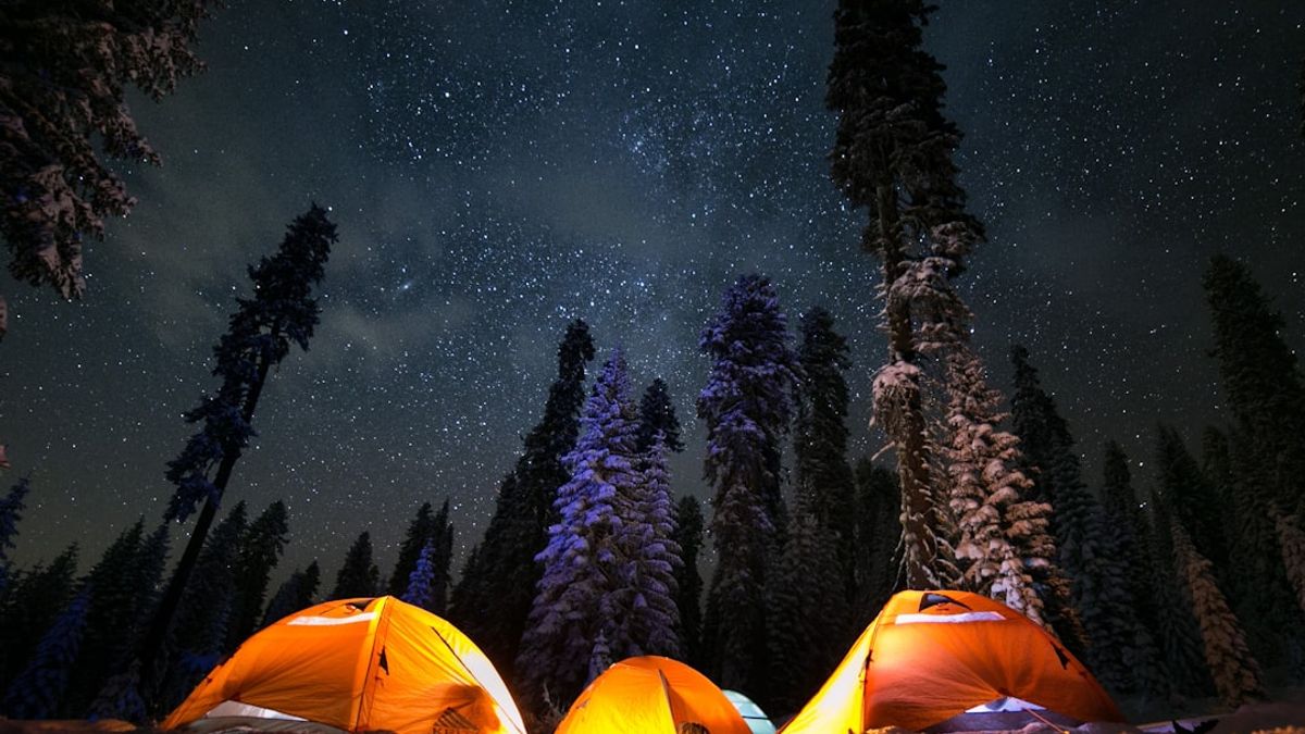 Recuerdo una noche en particular cuando un grupo de amigos y yo estábamos de camping cerca de San Luis.