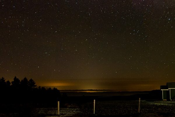 starry night sky (foto: James Mann from Moncton, New Brunswick, Canada / CC BY 2.0, Wikimedia Commons)