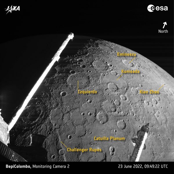 dark mysterious landscape (foto: ESA/BepiColombo/MTM / CC BY-SA 3.0 igo, Wikimedia Commons)